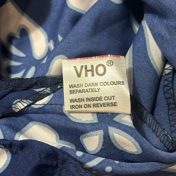 VHO Men’s Blue and White Hibiscus Hawaiian Shirt size 6X - Picture 3 of 10